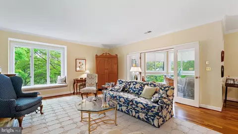 13 Devon Hill Rd #C2, Baltimore, MD 21210 photo 7