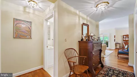 13 Devon Hill Rd #C2, Baltimore, MD 21210 photo 25