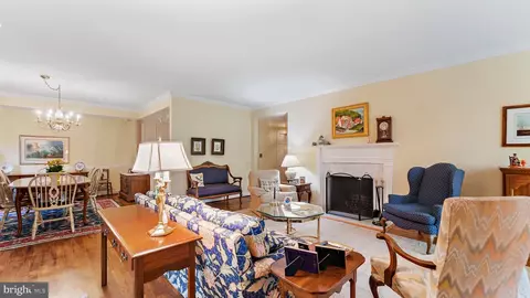 13 Devon Hill Rd #C2, Baltimore, MD 21210 photo 5