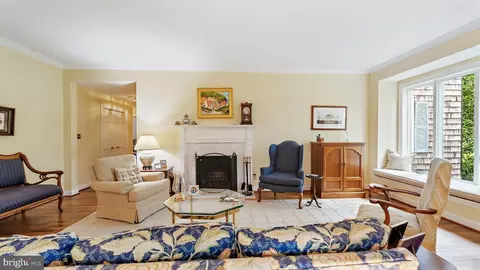 13 Devon Hill Rd #C2, Baltimore, MD 21210 photo 14