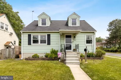 7501 Park Dr, Parkville, MD 21234