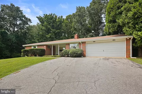 110 Knob Hill Ct, Lutherville Timonium, MD 21093