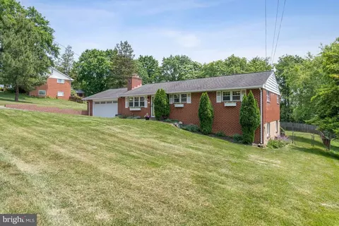 9519 Burton Ave, Parkville, MD 21234