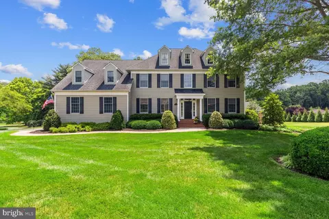 14007 Fox Run Ct, Phoenix, MD 21131