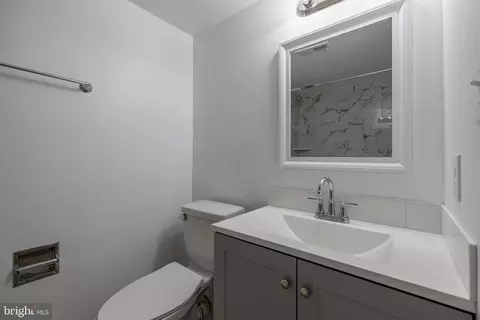 6804 Gunder Ave, Middle River, MD 21220 photo 21