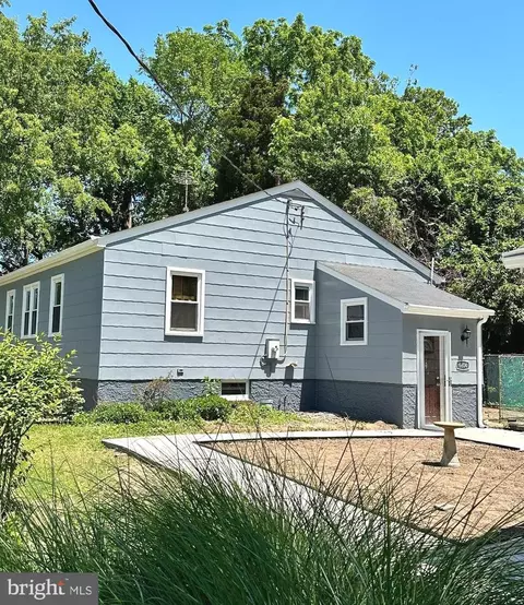 6804 Gunder Ave, Middle River, MD 21220 photo 2