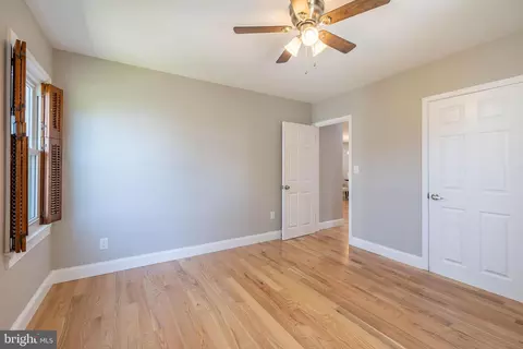 6804 Gunder Ave, Middle River, MD 21220 photo 14