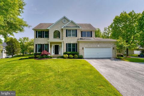 48 Beecham Ct, Owings Mills, MD 21117