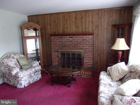 134 1st Ave, Halethorpe, MD 21227 photo 12