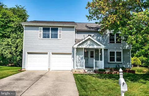 10 Honeybell Ct, Owings Mills, MD 21117