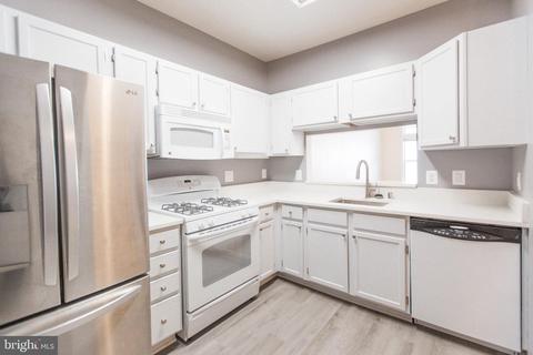 8912 Groffs Mill Dr #8912, Owings Mills, MD 21117