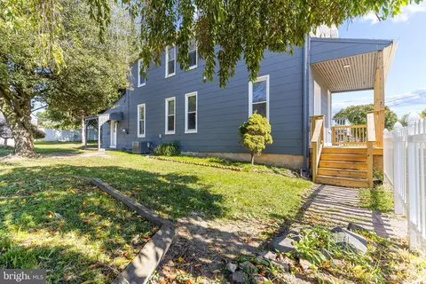 100 5th, Halethorpe, MD 21227 photo 4
