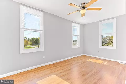 100 5th, Halethorpe, MD 21227 photo 29