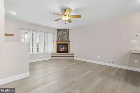 7733 Fairgreen Rd, Dundalk, MD 21222 photo 8
