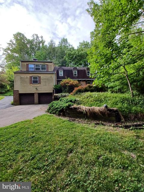 11123 Old Carriage Rd, Glen Arm, MD 21057