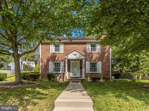 702 Sussex Rd, Towson, MD 21286
