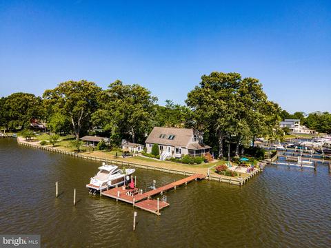1165 Seneca Rd, Middle River, MD 21220