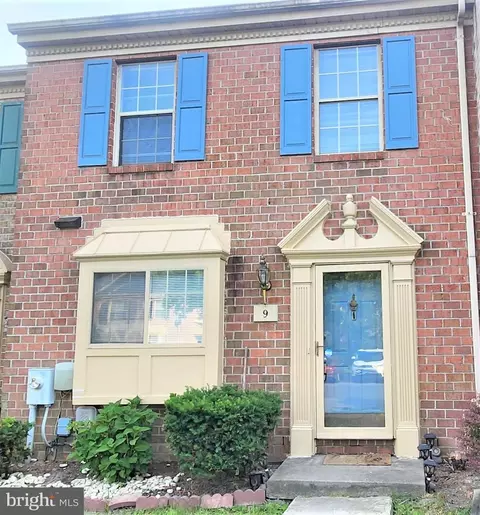 9 Campton Ct, Nottingham, MD 21236