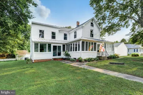 2523 Holly Neck Rd, Essex, MD 21221