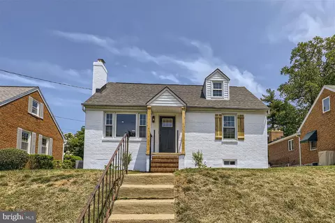 2016 Rockwell Ave, Catonsville, MD 21228