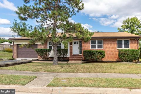 813 Smoke Tree Rd, Pikesville, MD 21208