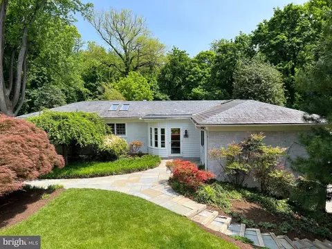 1001 Cloverlea Rd, Ruxton, MD 21204