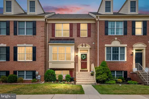 902 Walnut Wood Rd, Cockeysville, MD 21030
