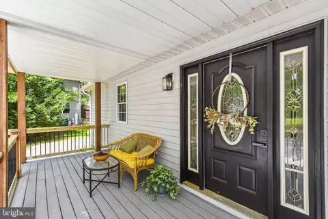 913 Middle Rd, Middle River, MD 21220 photo 3