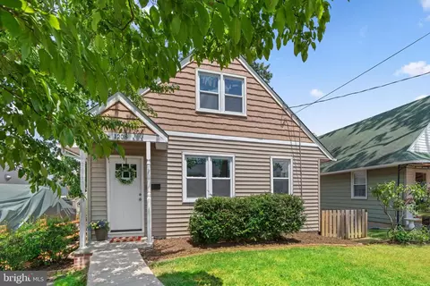 1208 Stevens Ave, Halethorpe, MD 21227 photo 3