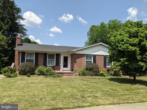 204 Chantrey Rd, Lutherville Timonium, MD 21093