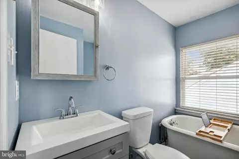 10 Elm Ave, Baltimore, MD 21206 photo 26