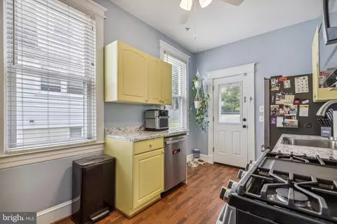 10 Elm Ave, Baltimore, MD 21206 photo 12