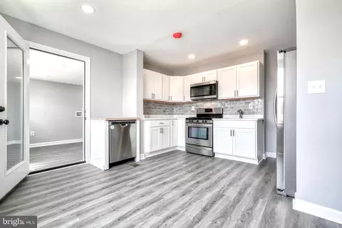8341 Kavanagh Rd, Dundalk, MD 21222 photo 2