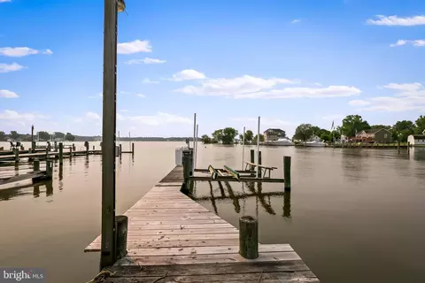 1121 Chester Rd, Middle River, MD 21220 photo 5