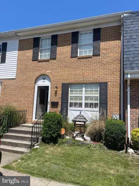 807 Corktree Rd #807, Middle River, MD 21220