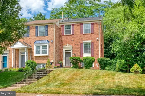 44 Sugar Tree Pl, Cockeysville, MD 21030