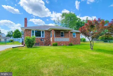 714 Clover Ave, Essex, MD 21221