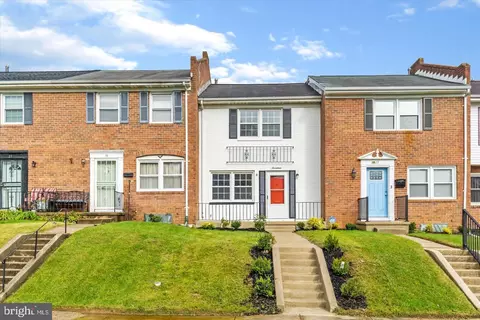 17 Terron Ct, Parkville, MD 21234