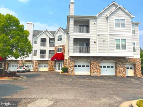 7416 Hindon Circle #B2 301, Windsor Mill, MD 21244