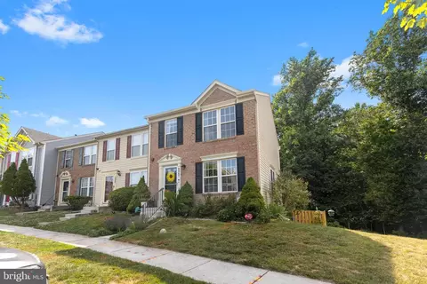 9847 Bayline Cir, Owings Mills, MD 21117