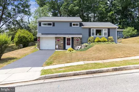 1006 Plover Dr, Halethorpe, MD 21227