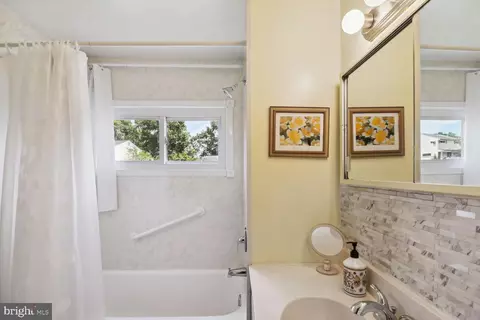 1006 Plover Dr, Halethorpe, MD 21227 photo 20