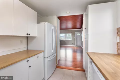 4 Armor Ct, Middle River, MD 21220 photo 13