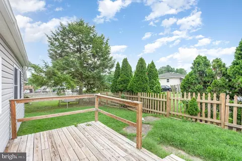 4 Armor Ct, Middle River, MD 21220 photo 5
