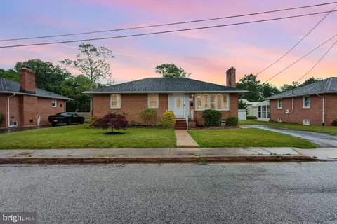 705 Clover Ave, Essex, MD 21221