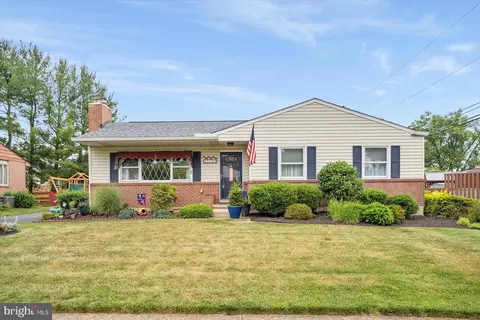 2109 Suburban Greens Dr, Lutherville Timonium, MD 21093