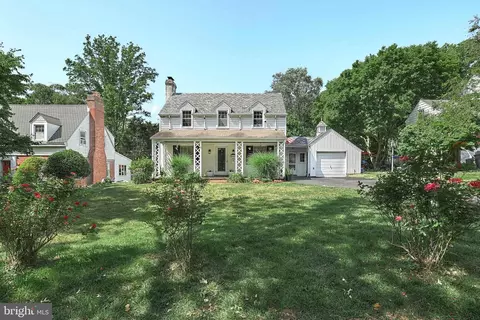 107 La Paix Ln, Towson, MD 21204