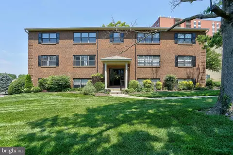 4 Smeton Pl #4C, Towson, MD 21204