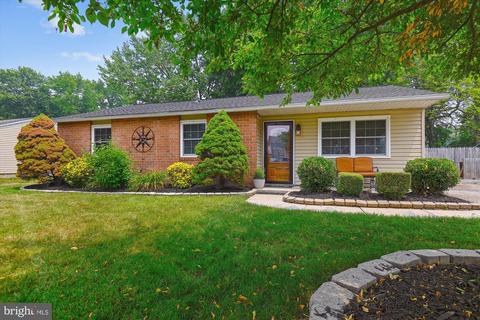 2305 Lodge Farm Rd, Sparrows Point, MD 21219