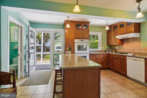 604 Regester Ave, Baltimore, MD 21212 photo 25